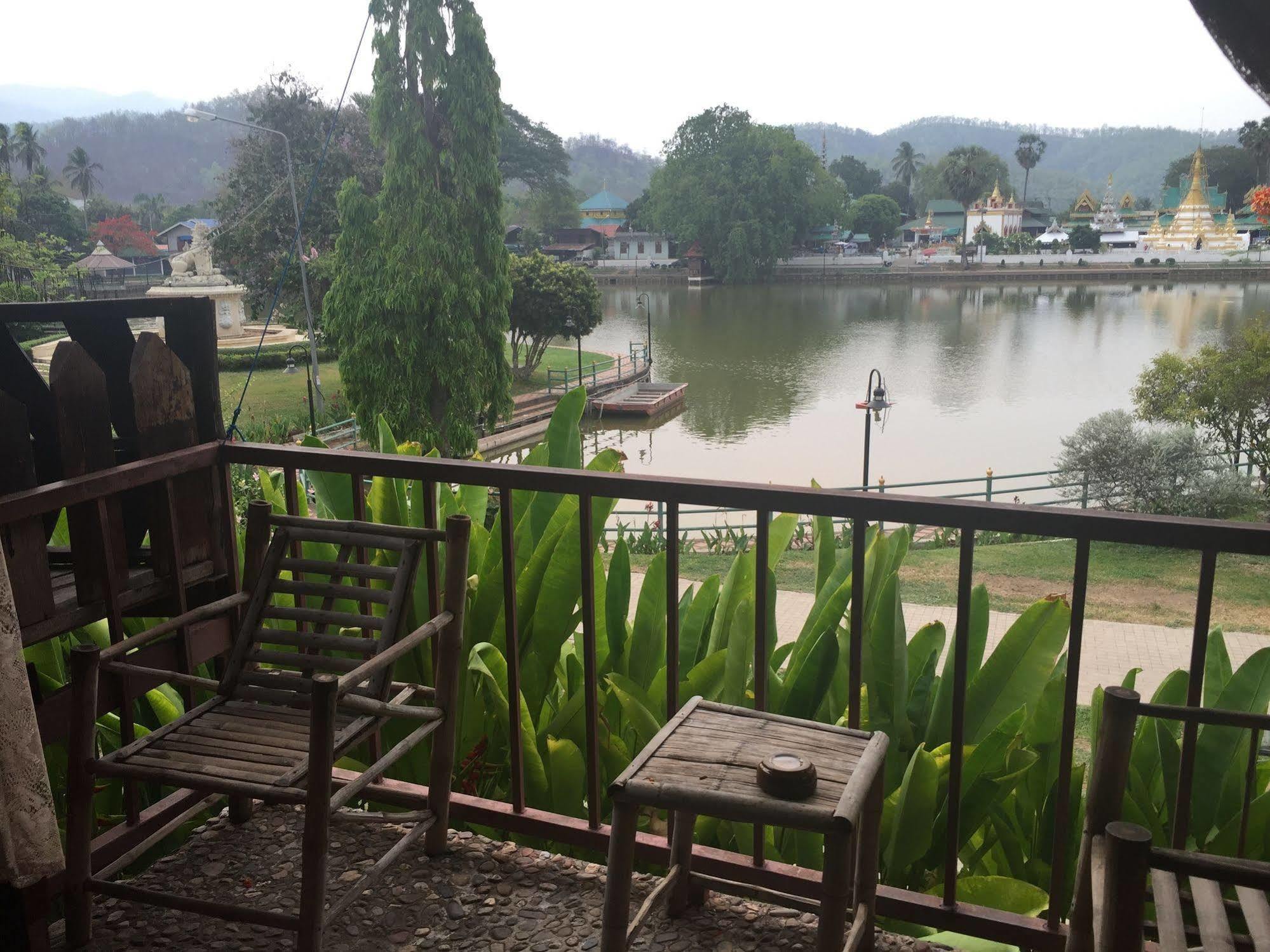 The Likeview Guesthouse แม่ฮ่องสอน ภายนอก รูปภาพ